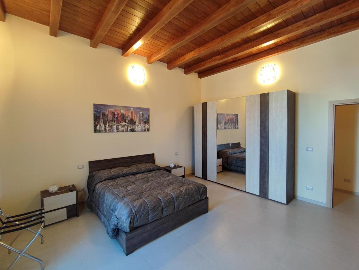 In Centro Rooms And Apartments Isola di Liri Exterior foto